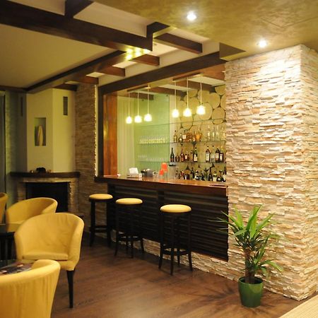 Casa Freya Hotel Buşteni Eksteriør billede