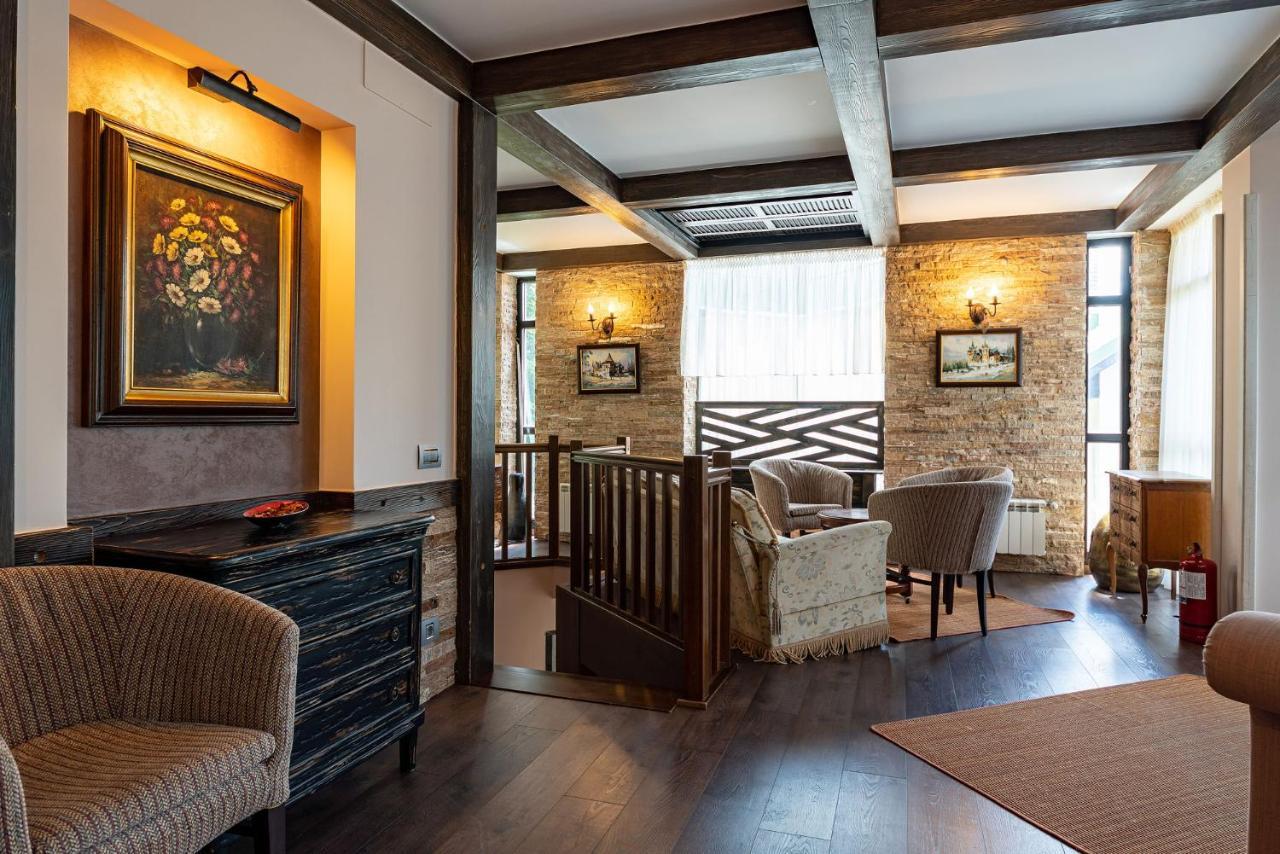 Casa Freya Hotel Buşteni Eksteriør billede